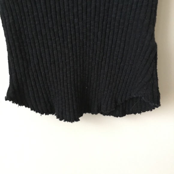 Urban Outfitters Black Tank - Picture 4 of 5